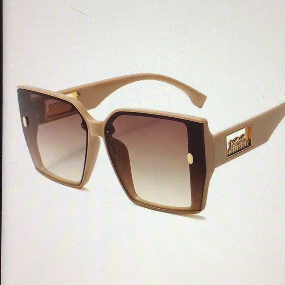 ✅FIRM PRICE✅Sensational Y2K Sunglasses
